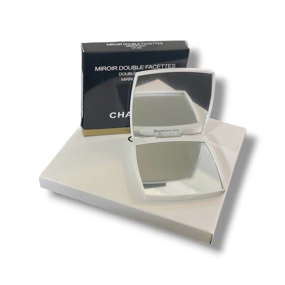 Chanel White Double Facete Compact Mirror - New in Box - Picture 3 of 3